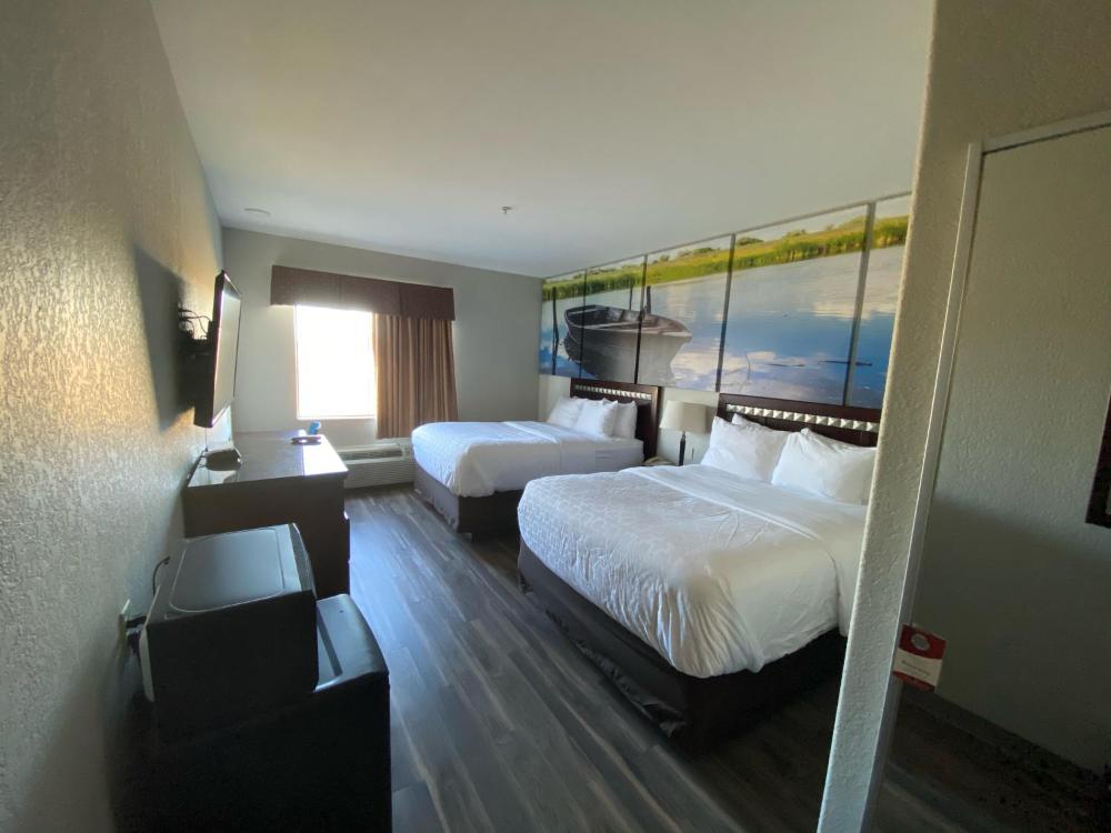 Queen Room with Two Queen Beds - Accessible/Non-Smoking  interior